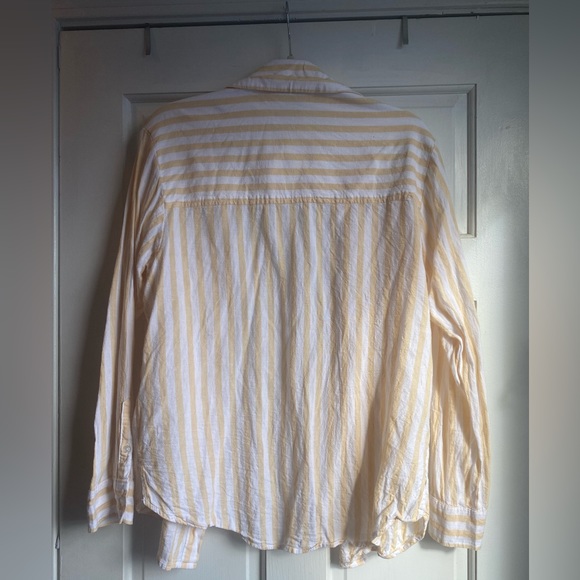 Abercrombie & Fitch Striped Line Button Up - Picture 4 of 4